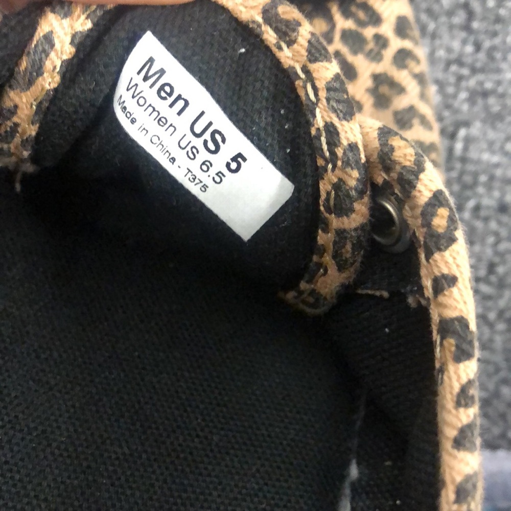 Cheetah Vans - Picture 4 of 6